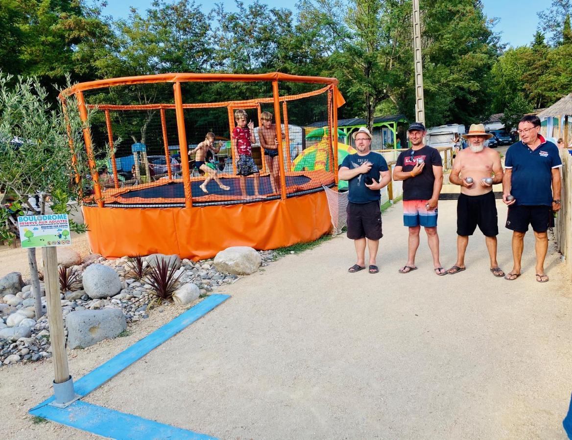 Camping Paradis Family Des Issoux Lalevade-dʼArdèche Dış mekan fotoğraf