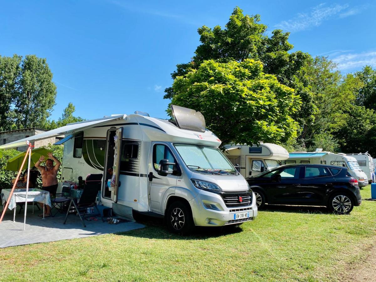 Camping Paradis Family Des Issoux Lalevade-dʼArdèche Dış mekan fotoğraf