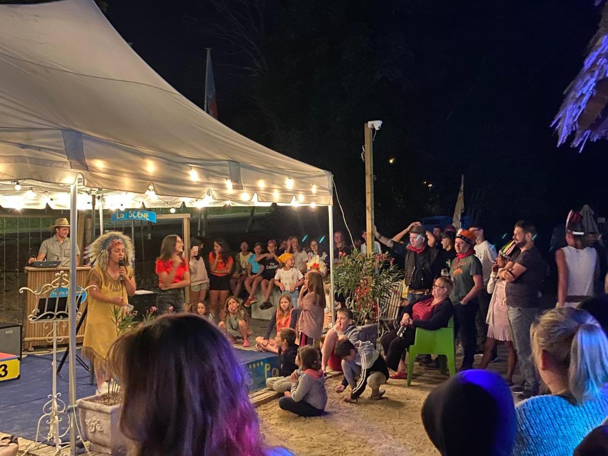 Camping Paradis Family Des Issoux Lalevade-dʼArdèche Dış mekan fotoğraf
