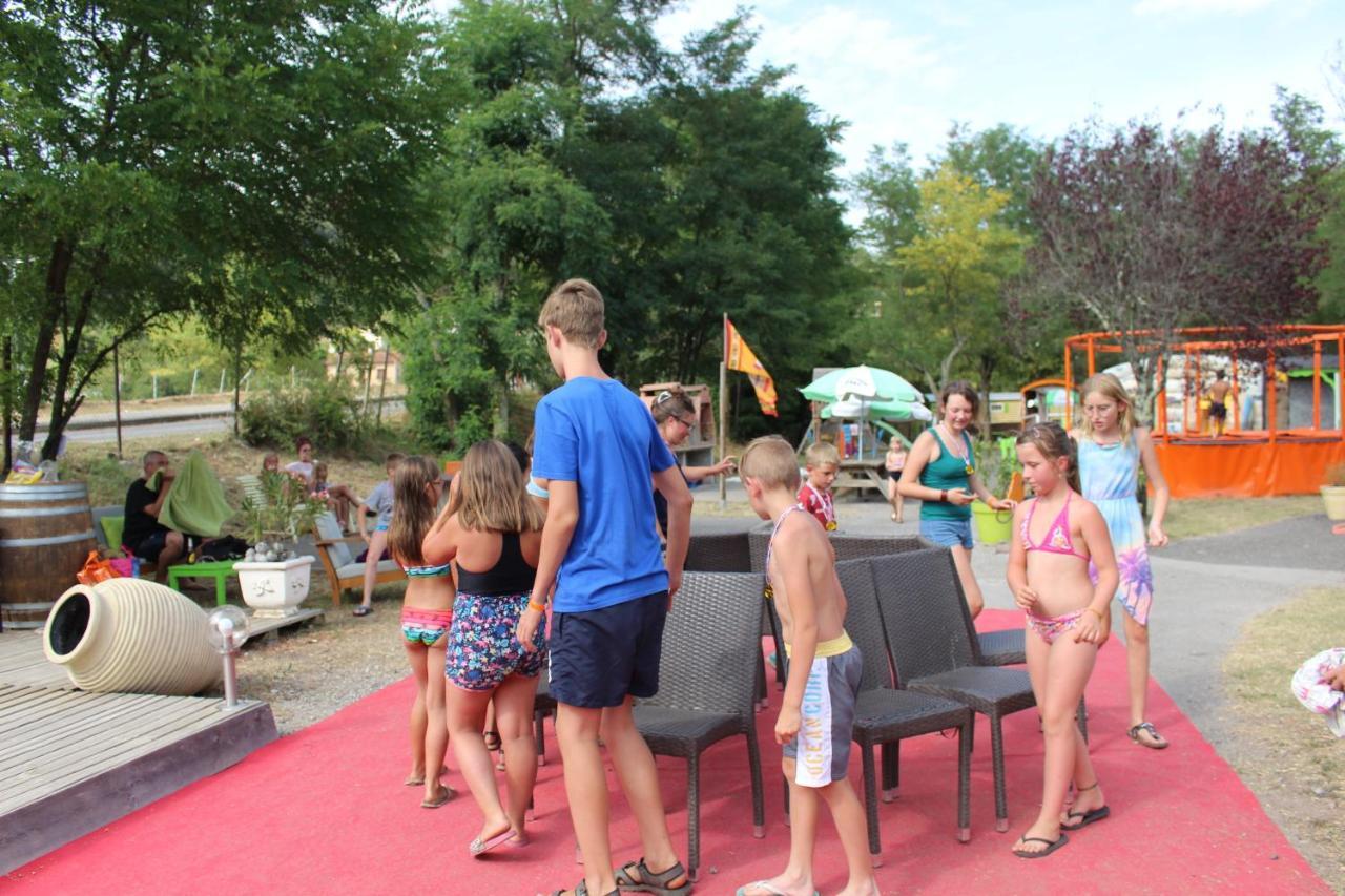 Camping Paradis Family Des Issoux Lalevade-dʼArdèche Dış mekan fotoğraf